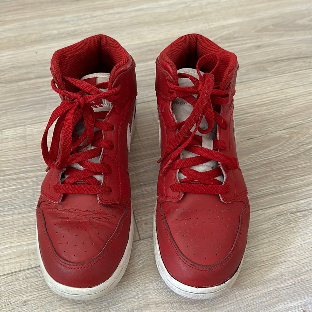 Air Jordan - Picture 2 of 5